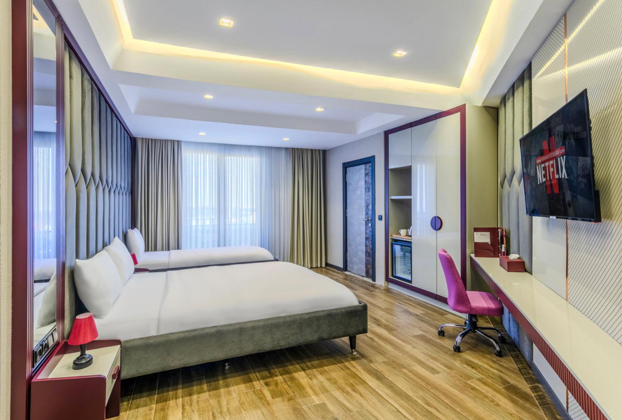 Heaven Premium Hotel Restaurant & Airport Shuttle Arnavutkoy Bagian luar foto