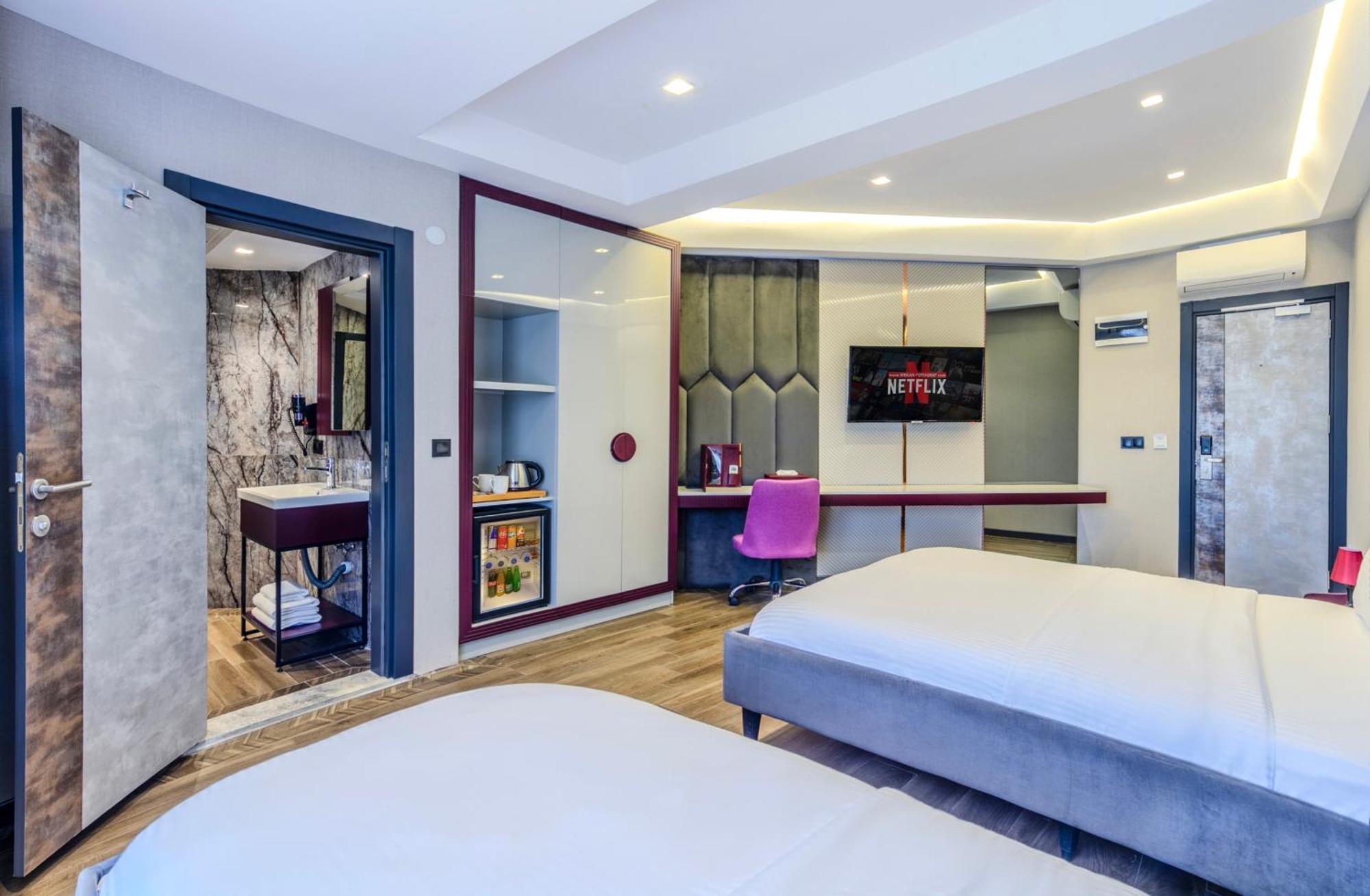 Heaven Premium Hotel Restaurant & Airport Shuttle Arnavutkoy Bagian luar foto