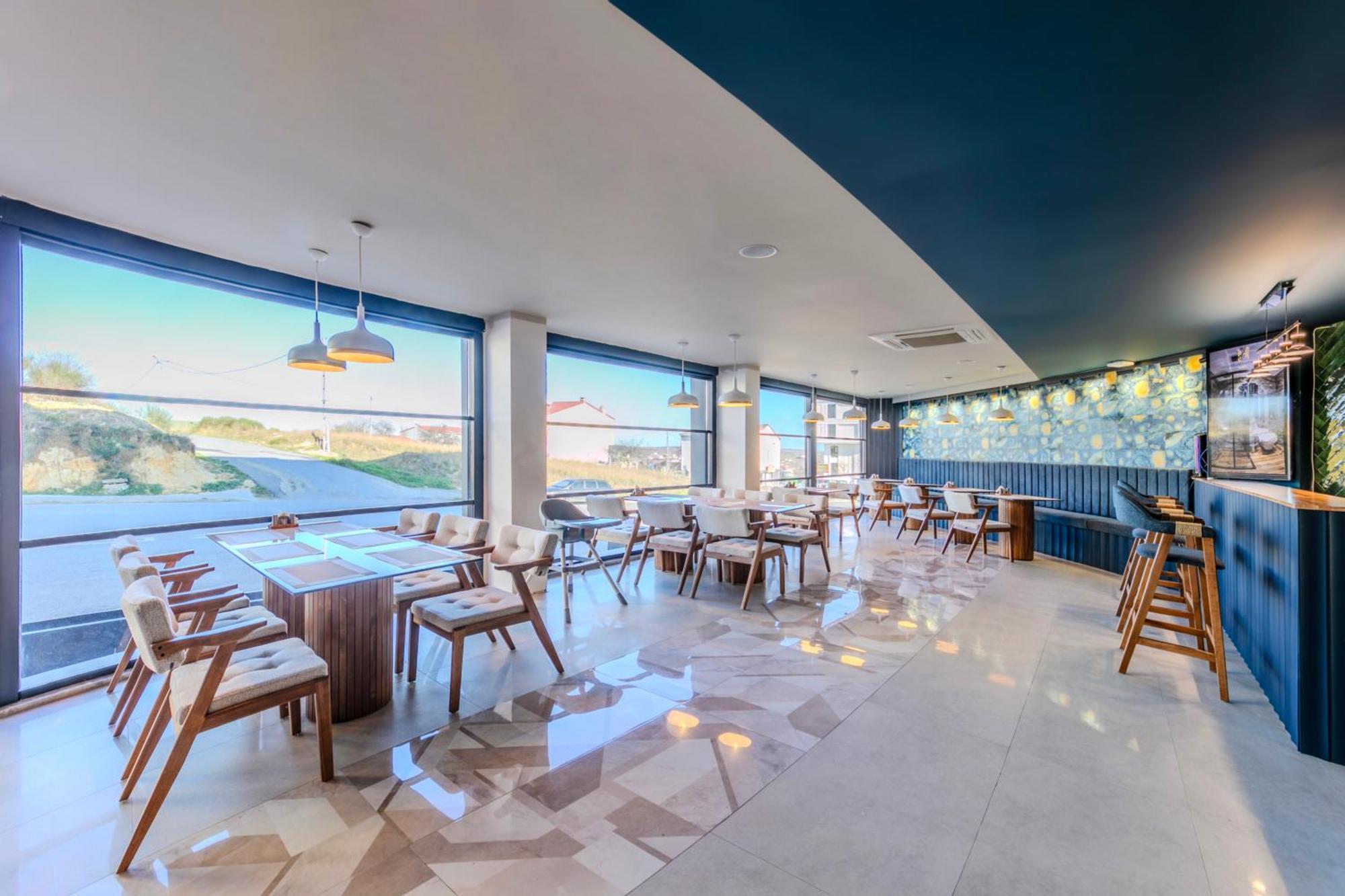 Heaven Premium Hotel Restaurant & Airport Shuttle Arnavutkoy Bagian luar foto