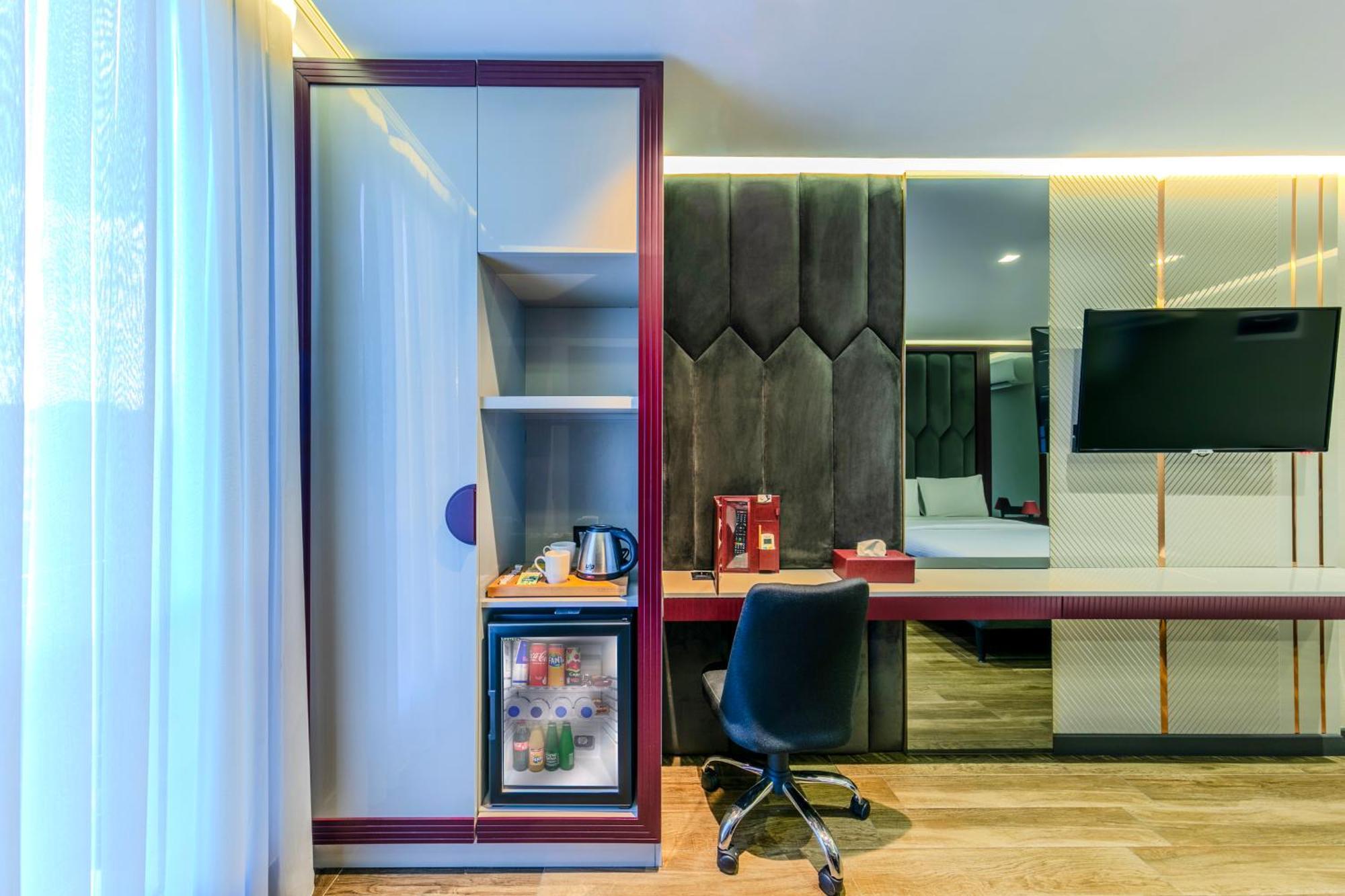 Heaven Premium Hotel Restaurant & Airport Shuttle Arnavutkoy Bagian luar foto