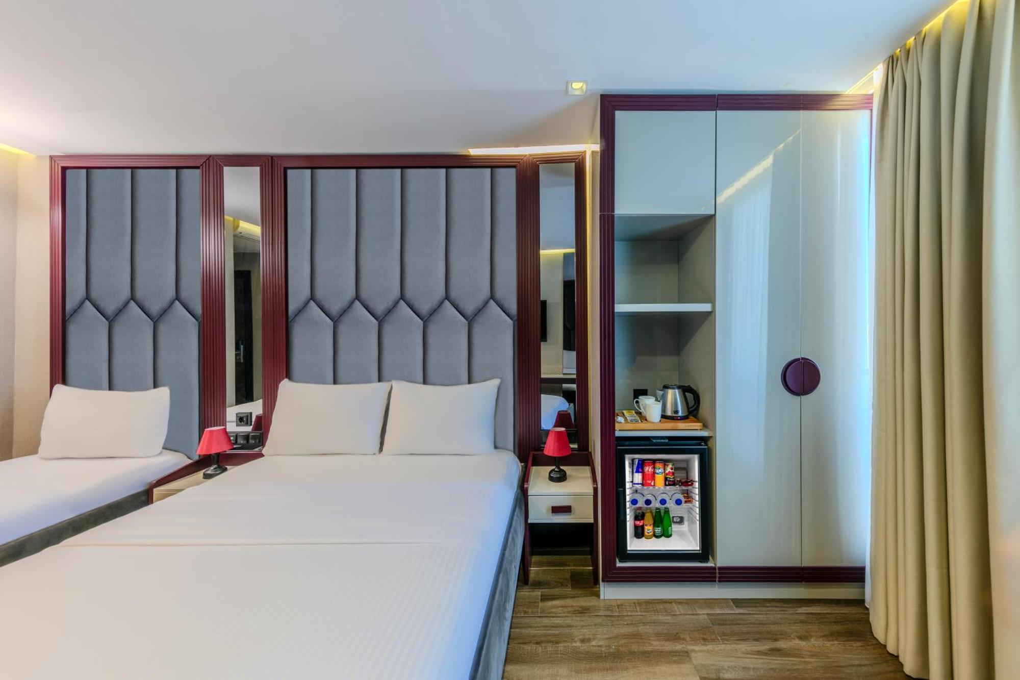 Heaven Premium Hotel Restaurant & Airport Shuttle Arnavutkoy Bagian luar foto